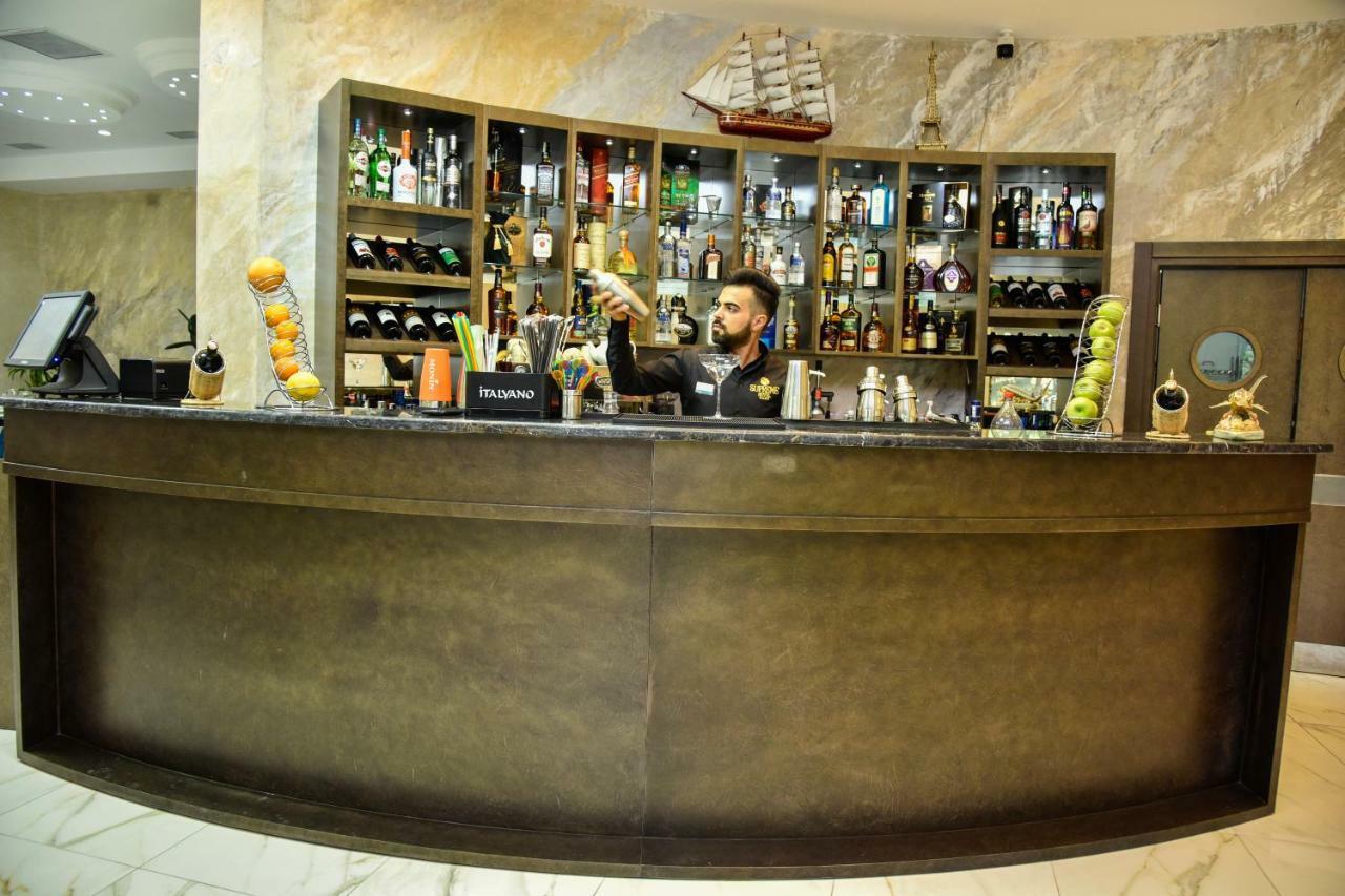 Supreme Hotel Baku Eksteriør bilde